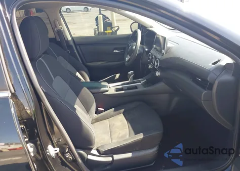 2021 Nissan Sentra Sv Xtronic Cvt z USA, uszkodzony, nr VIN 3N1AB8CV1MY279736